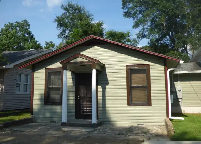 Property at 420 Howe St, McComb, MS, 39648, 1 bed, 1 bath, [object Object]
