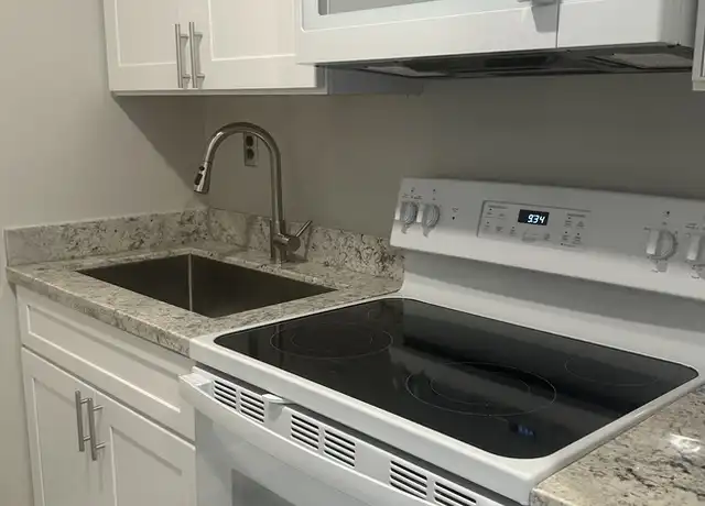 Property at 745 Walnut St Unit 812, Gadsden, AL, 35901, 1 bed, 1 bath, [object Object]