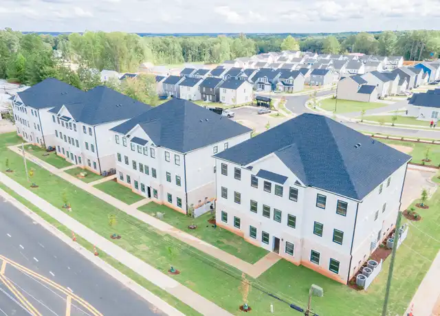 Property at 629 N O'Neil St, Clayton, NC, 27520, 1 bed, 1 bath, [object Object]