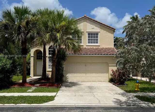 Property at 315 NW 153rd Ave, Pembroke Pines, FL, 33028, 3 beds, 2.5 baths, [object Object]