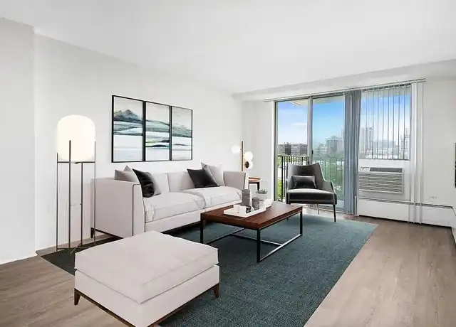 Property at 441 W. Oakdale Ave - 441 W Oakdale Ave, Chicago, IL, 60657, 0 beds, 1 bath, [object Object]