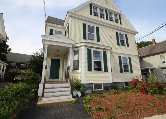 Property at 255 Liberty St Unit 3, Lowell, MA, 01851, 1 bed, 1 bath, [object Object]