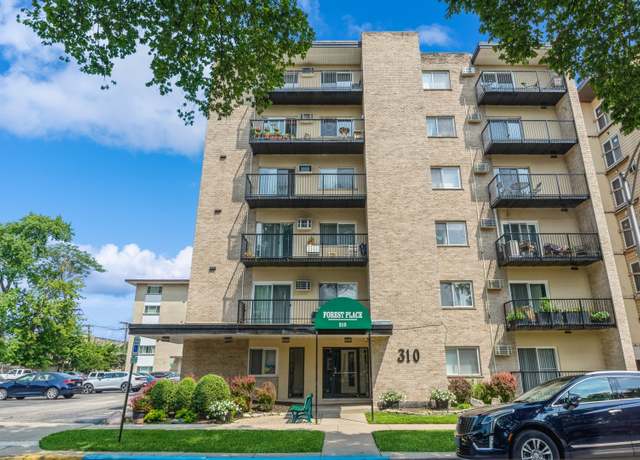 Photo of 310 Lathrop Ave #105, Forest Park, IL 60130