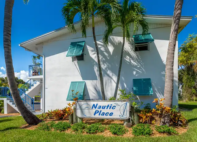 Property at 660 SW Bryant Ave #7, Stuart, FL, 34994, 1 bed, 1 bath, [object Object]
