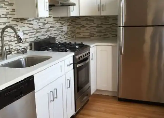 Property at 2520 W Leland Ave Unit C6, Chicago, IL, 60625, 1 bed, 1 bath, [object Object]
