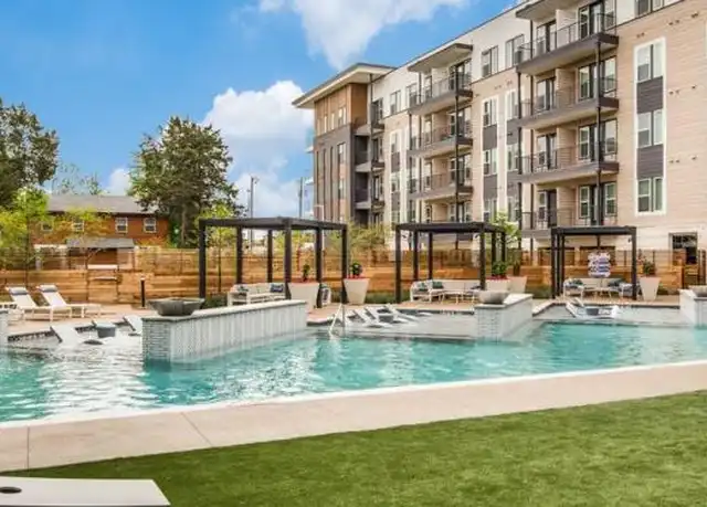 Property at 2782 N Carroll Ave, Dallas, TX, 75204, 2 beds, 2 baths, [object Object]