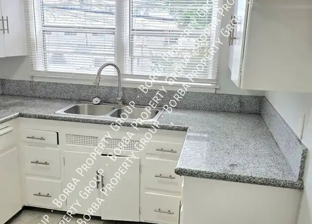 Property at 2472 Cedar Ave Unit 10, Long Beach, CA, 90806, 1 bed, 1 bath, [object Object]