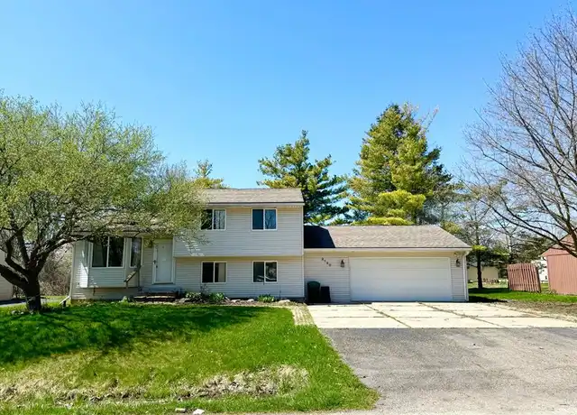 Property at 2130 Aldwin Dr, West Bloomfield, MI, 48324, 4 beds, 1.5 baths, [object Object]