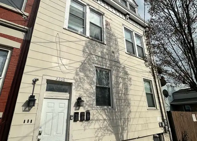 Property at 2208 Victor St Unit 3, Cincinnati, OH, 45219, 3 beds, 1 bath, [object Object]