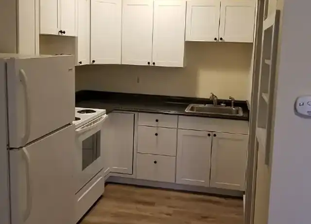 Property at 6616 E 3rd Ave Unit 5, Spokane Valley, WA, 99212, 1 bed, 1 bath, [object Object]