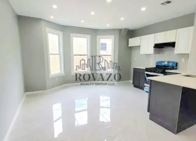 Property at 74-76 Isabella Ave Unit 2C, Newark, NJ, 07106, 5 beds, 2 baths, [object Object]