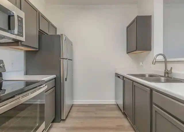 Property at Willow Glen - 6110 Riverwoods Dr, Wilmington, NC, 28412, 1 bed, 1 bath, [object Object]