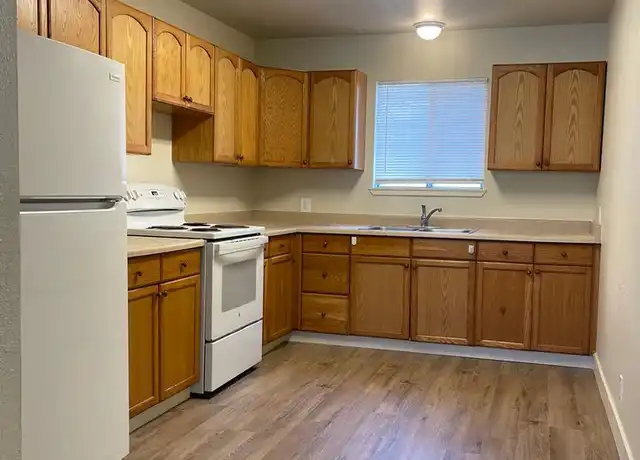 Property at 1114 Orange Ave Unit 06, Redding, CA, 96001, 2 beds, 1 bath, [object Object]