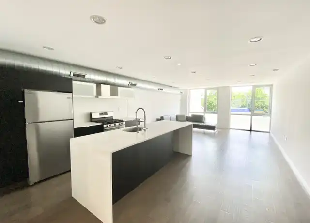 Property at 1422 N 7th St Unit 3, Philadelphia, PA, 19122, 2 beds, 2 baths, [object Object]