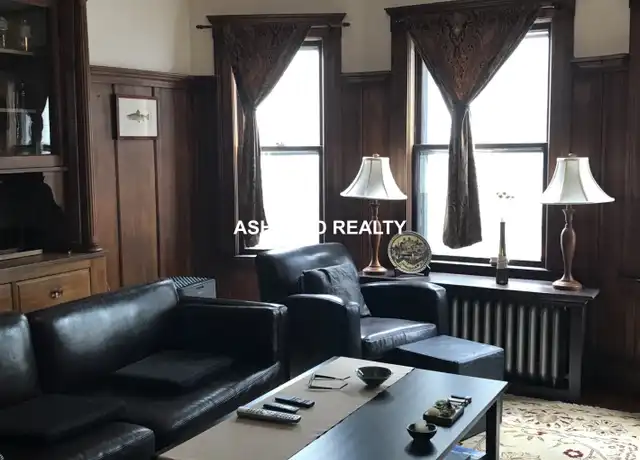 Property at 36 Commonwealth Rd Unit 1, Watertown, MA, 02472, 2 beds, 1 bath, [object Object]