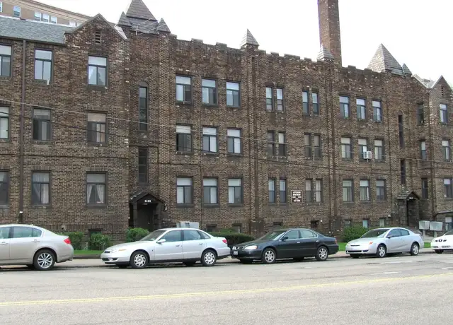 Photo of 5660 Forward Ave, Pittsburgh, PA 15217