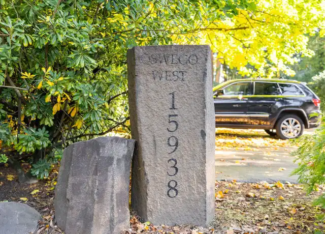 Property at 15938 Quarry Rd Unit 1A, Lake Oswego, OR, 97035, 2 beds, 1 bath, [object Object]