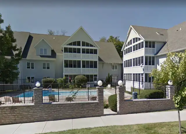 Property at 1328 S College Mall Rd, Bloomington, IN, 47401, 1 bed, 1 bath, [object Object]