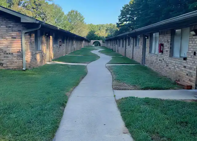 Property at 1510 Indian Springs Dr Unit 13, Marshall, TX, 75672, 2 beds, 1 bath, [object Object]