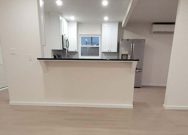 Photo of 958 Rockaway Ave Unit 2, Valley Stream, NY 11581
