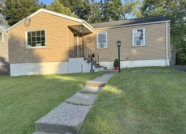 Property at 603 Goldenrod Ave, Bridgeport, CT, 06606, 3 beds, 1 bath, [object Object]
