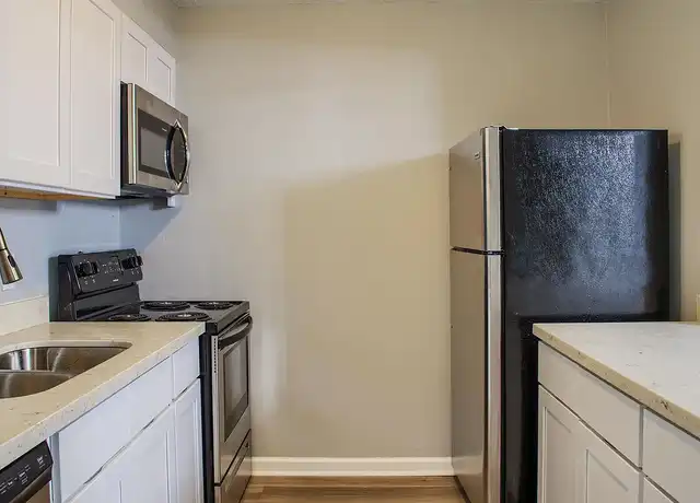 Property at Carmel Spring - 12151 I 10 Service Rd, New Orleans, LA, 70128, 1-2 bed, 1 bath, [object Object]