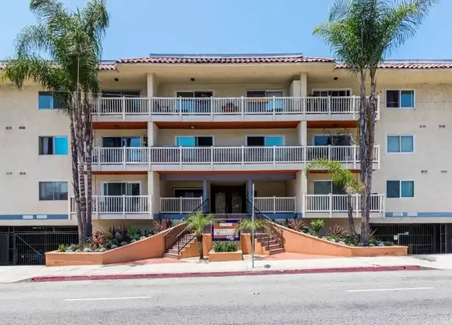 Property at 1707 Pacific Coast Hwy, Hermosa Beach, CA, 90254, 1 bed, 1 bath, [object Object]