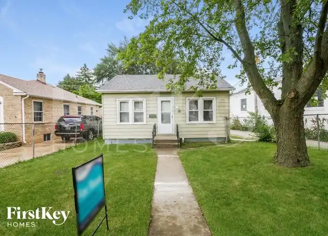 Property at 519 S Elmwood Ave, Waukegan, IL, 60085, 2 beds, 1 bath, [object Object]