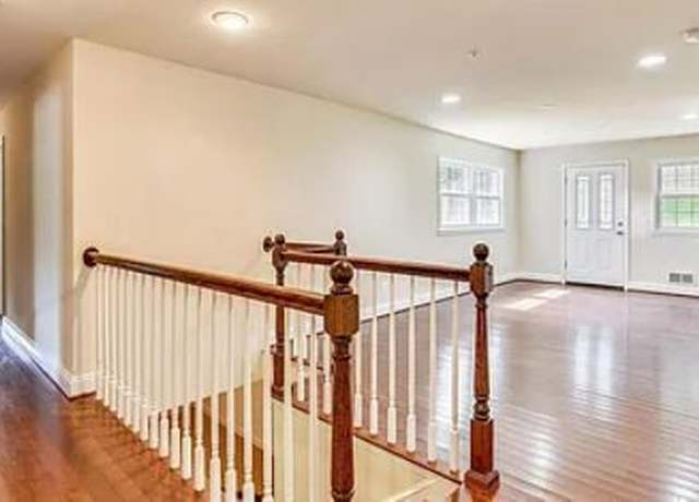 Photo of 11834 Goya Dr, Potomac, MD 20854