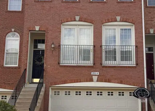 Property at 25219 Larks Ter, Chantilly, VA, 20152, 3 beds, 2.5 baths, [object Object]
