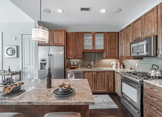 Property at 2929 Weslayan St, Houston, TX, 77027, 1-3 bed, 1-3.5 bath, [object Object]