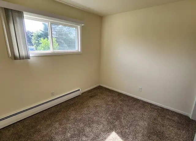 Property at 1008 Pope St, Lake Mills, WI, 53551, 2 beds, 1 bath, [object Object]