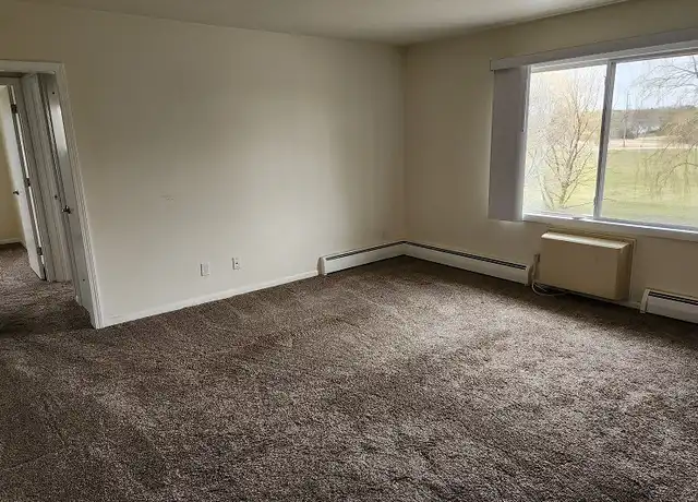 Property at 1008 Pope St, Lake Mills, WI, 53551, 2 beds, 1 bath, [object Object]