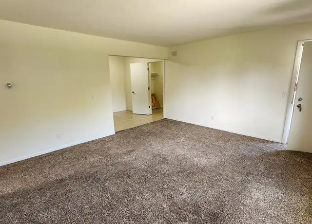 Property at 1008 Pope St, Lake Mills, WI, 53551, 2 beds, 1 bath, [object Object]