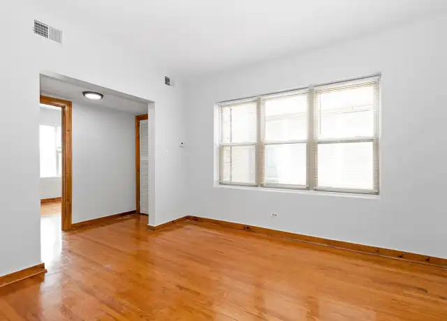 Property at 3148 W 64th St Unit 6357 3, Chicago, IL, 60629, 2 beds, 1 bath, [object Object]