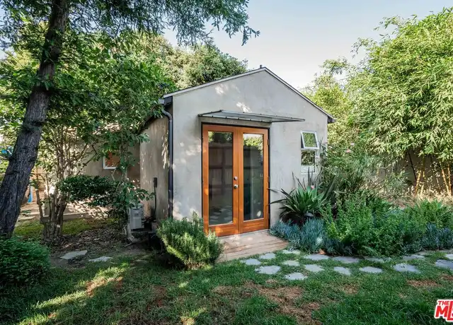 Property at 2401 32nd St, Santa Monica, CA, 90405, 1 bed, 1 bath, [object Object]