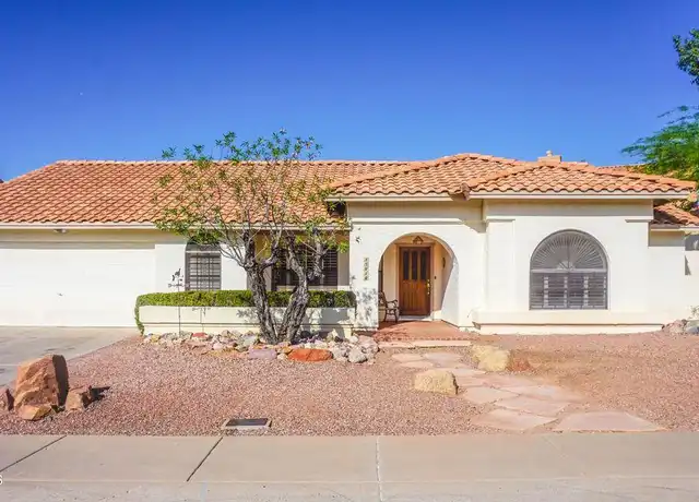Property at 15010 S 40th Pl, Phoenix, AZ, 85044, 4 beds, 2 baths, [object Object]