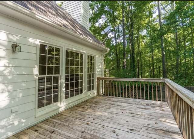 Photo of 110 Ashewoode Downs Ln, Alpharetta, GA 30005