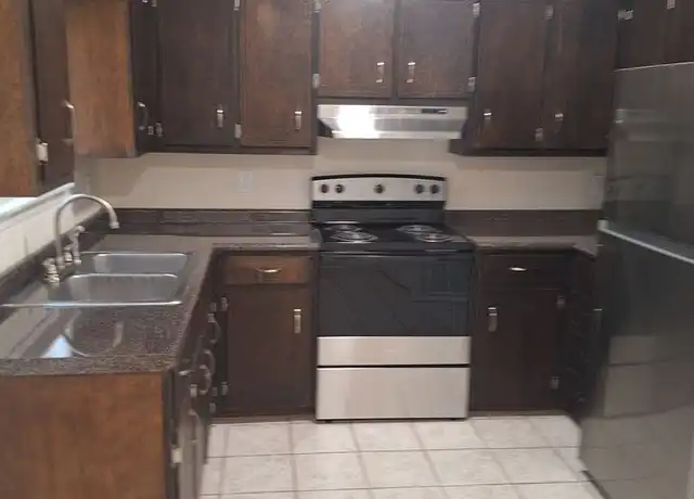 Property at 501 S Edgewood Cir Unit A, Pensacola, FL, 32506, 2 beds, 1.5 baths, [object Object]