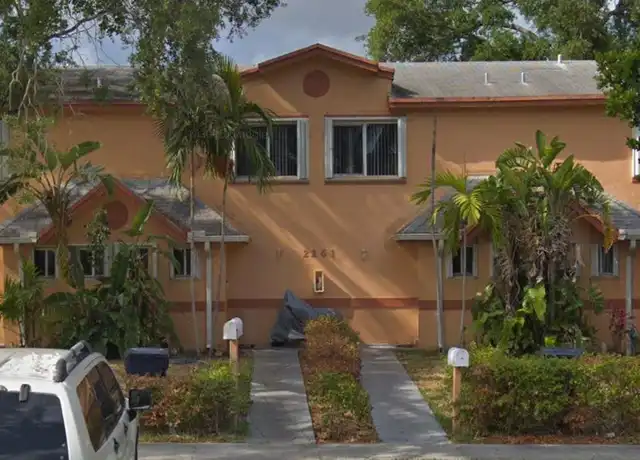 Property at 2261 NE 171 St Unit 3, North Miami Beach, FL, 33160, 2 beds, 1.5 baths, [object Object]