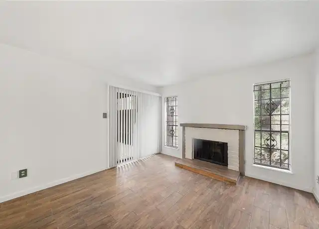 Property at 10912 Gulf Fwy #15, Houston, TX, 77034, 2 beds, 1 bath, [object Object]