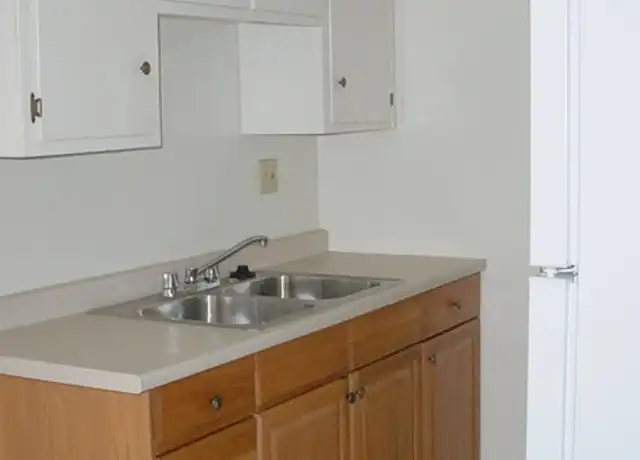 Property at 2208 H St Unit H-3, Sacramento, CA, 95816, 1 bed, 1 bath, [object Object]