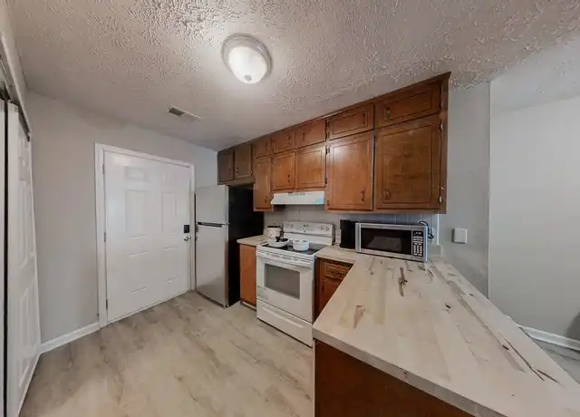 Property at 5381 Ridgemere Ct, Stone Mountain, GA, 30083, 1 bed, 1 bath, [object Object]