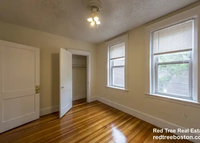 Property at 441 Cambridge St Unit 3, Allston, MA, 02134, 1 bed, 1 bath, [object Object]