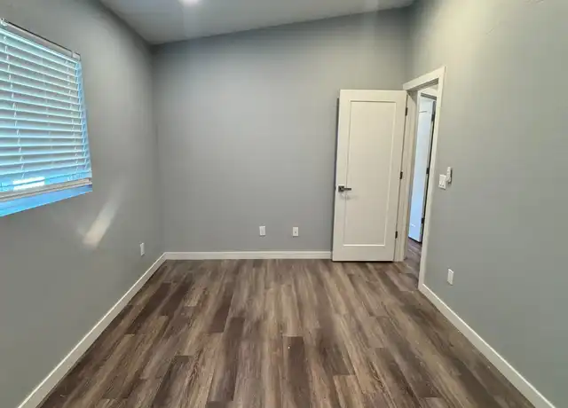 Property at 6036 W Stella Ln, Phoenix, AZ, 85019, 3 beds, 1 bath, [object Object]