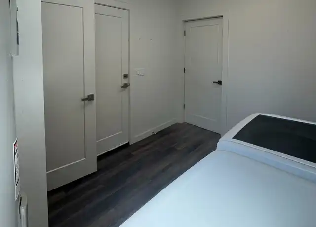Property at 6036 W Stella Ln, Phoenix, AZ, 85019, 3 beds, 1 bath, [object Object]