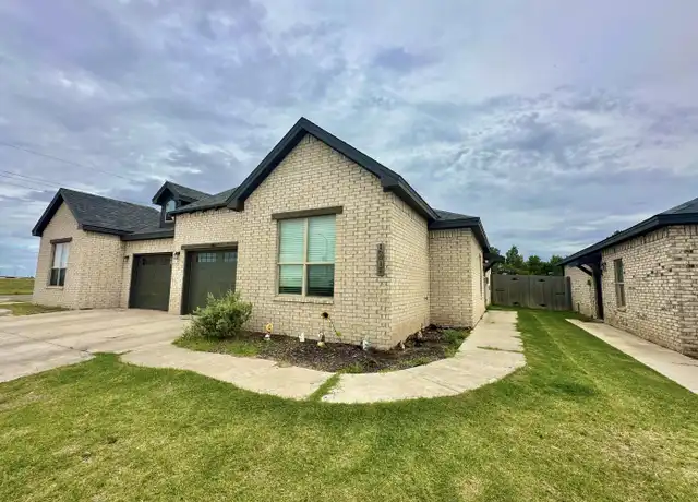Property at 1601 102nd St Unit B, Lubbock, TX, 79423, 3 beds, 2 baths, [object Object]