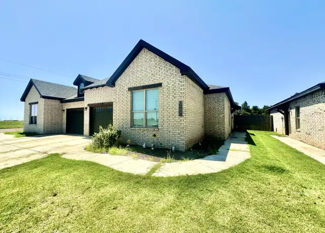 Property at 1601 102nd St Unit B, Lubbock, TX, 79423, 3 beds, 2 baths, [object Object]
