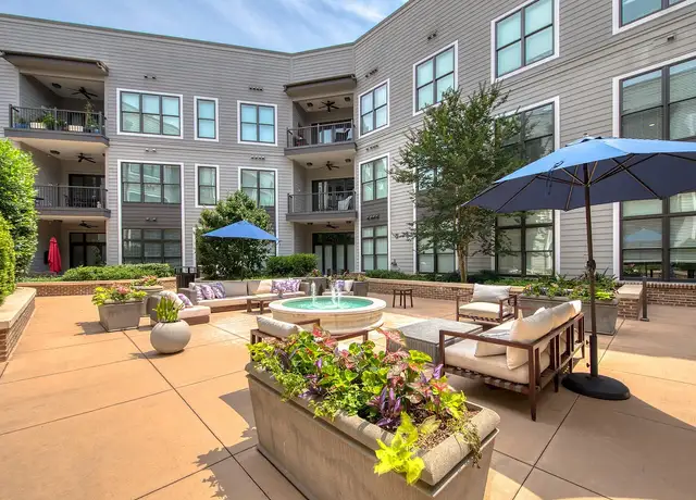 Photo of 1180 Canton St, Roswell, GA 30075