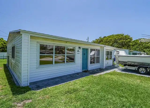 Property at 1450 5th Ave, Vero Beach, FL, 32960, 3 beds, 2 baths, [object Object]